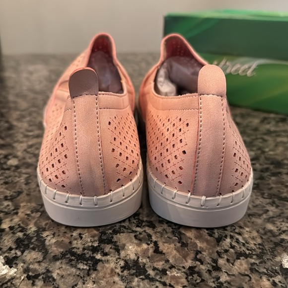 Easy street fresh blush gore slip on sneakers NIB 10WW - Picture 7 of 13